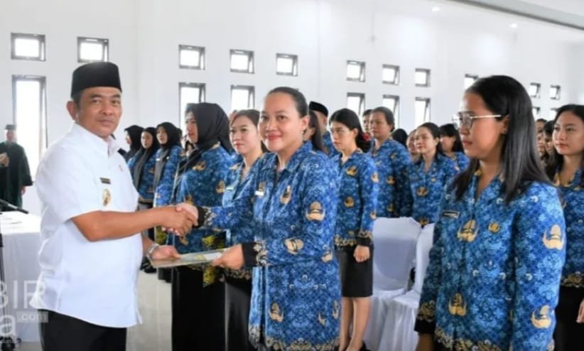 Mantap! Wakil Bupati Barsel Lantik 295 Pejabat Fungsional IMG 20250615 WA0005