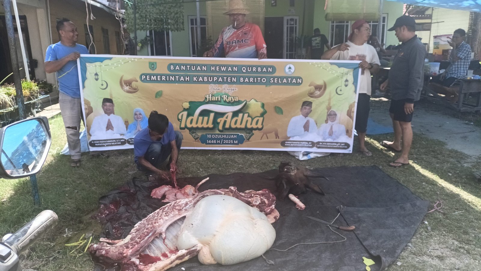 Warga Jalan Sampurna RT 34 Buntok Apresiasi Bantuan Sapi Kurban dari Pemkab IMG20250608115458 scaled