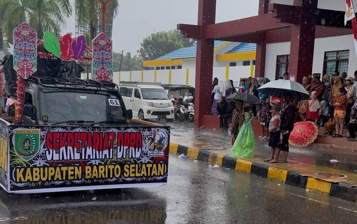 Setwan DPRD Barsel Ikut Berpartisipasi Pada Pameran Expo, Karnaval dan Festival Budaya IMG 20250918 155642
