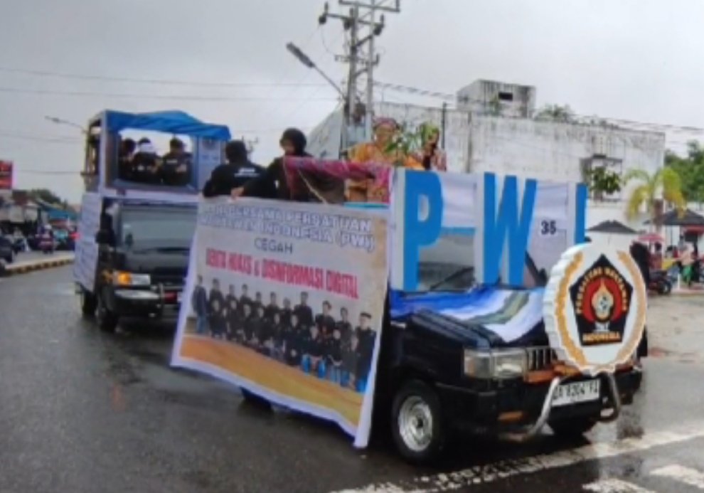 Semarakkan HUT Barsel ke-66, PWI Barsel Ikut Karnaval Budaya Screenshot 2025 09 18 11 36 37 21 6012fa4d4ddec268fc5c7112cbb265e7