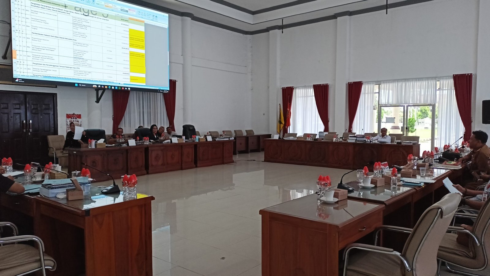 Komisi II DPRD Barsel Dalami Renja dan Pagu Anggaran OPD Untuk APBD Murni 2026 IMG20251111111945 scaled