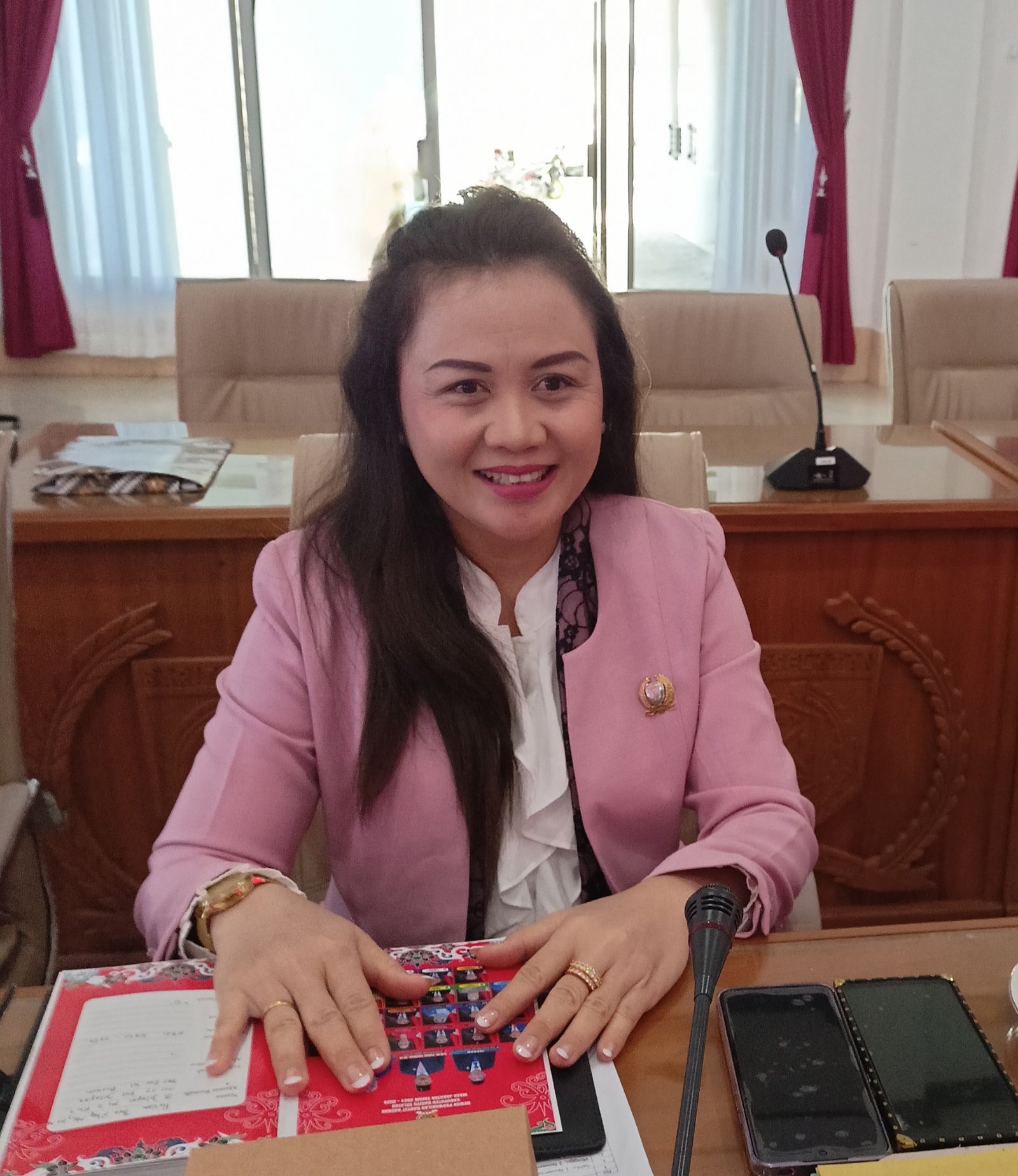 Serap Aspirasi, Purliani Thea, S.Kep., M.M. sambangi sejumlah Desa di Kecamatan Dusun Selatan IMG 20251104 010516