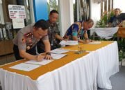 Bupati Barsel dan Beberapa Pimpinan Instansi Teken PKS Layanan Publik