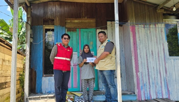 YBM PLN ULP Buntok Salurkan Bantuan Sosial Kepada 15 Mustahik, Wujud Kepedulian Untuk Sesama