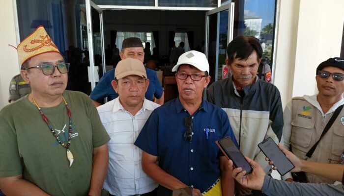 Aliansi Masyarakat Peduli Barsel Sampaikan Aspirasi ke DPRD, PLN Janji Akhiri Pemadaman Bergilir Mulai 5 Agustus