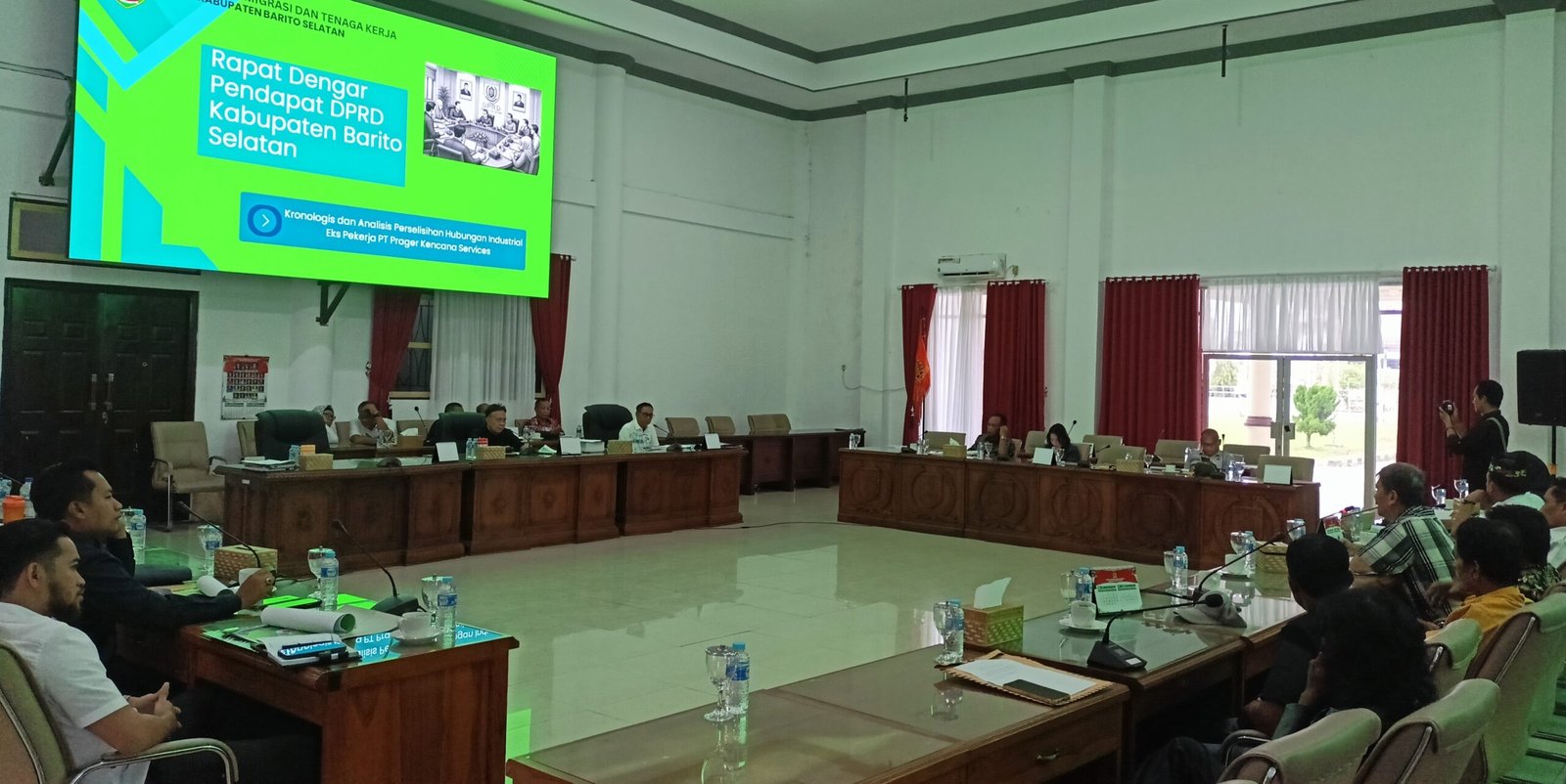 DPRD Barsel Tunda RDP Tunggakan Gaji Ratusan Karyawan, Minta Direksi Hadir Pada Pertemuan Berikutnya IMG 20260805 170104 scaled