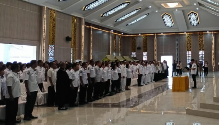 Bupati Barsel Kukuhkan 213 Pejabat, 111 Diantaranya Promosi