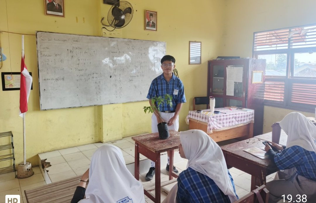 Murid SMPN 1 Dusun Selatan Ciptakan Sistem Deteksi Penyakit Cabai Berbasis AI Screenshot 2026 08 08 20 19 57 22 6012fa4d4ddec268fc5c7112cbb265e7