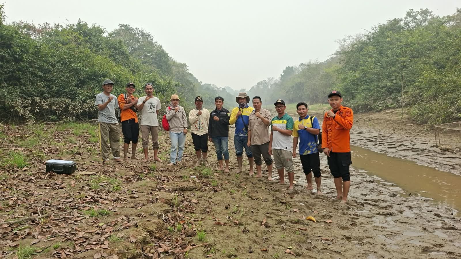 Hantasan Alimudin Mengering, Pemkab Barsel Cari Solusi Akses Warga Dusun Hilir IMG 20260927 WA0041