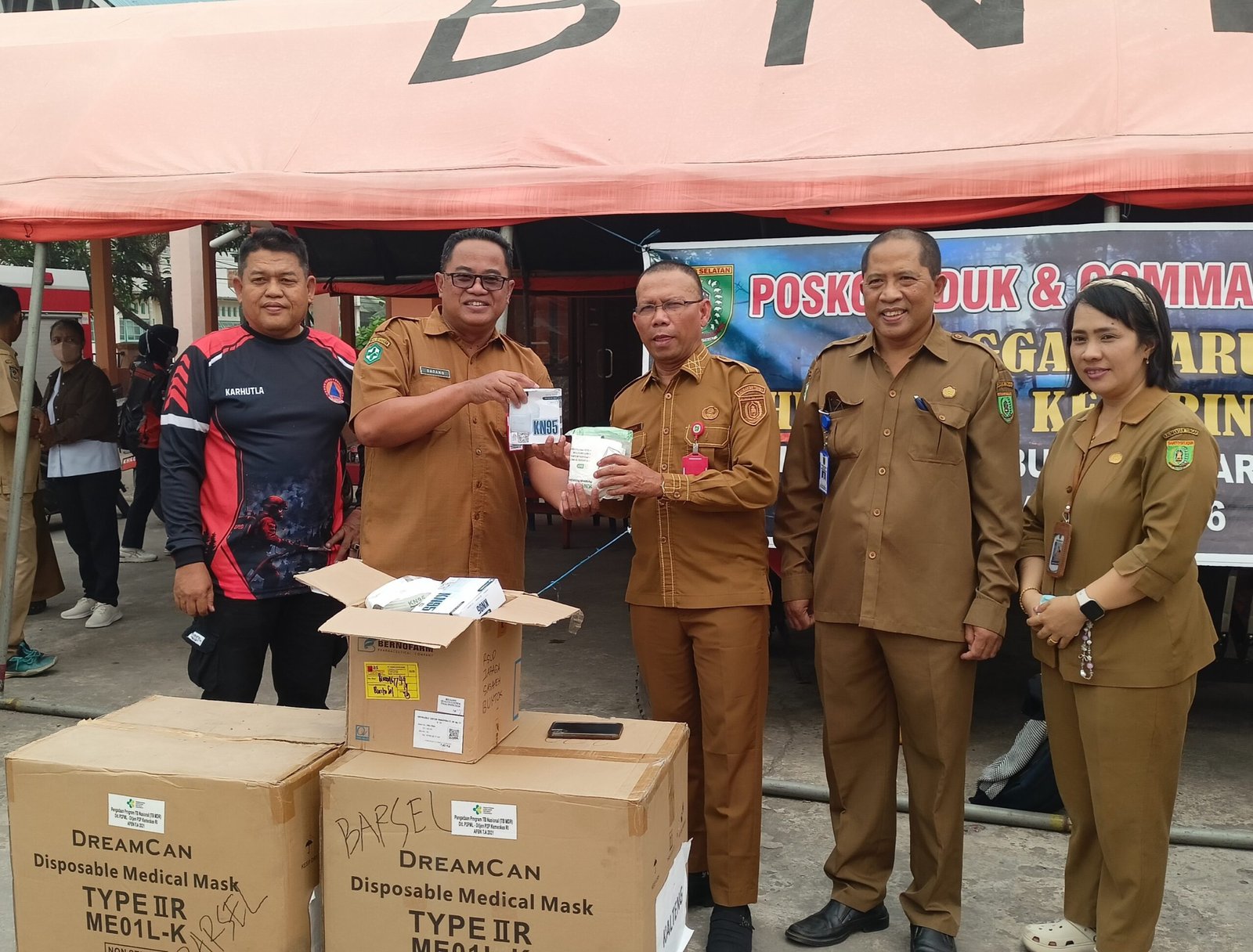 Dinkes Barsel Salurkan 900 Masker N95 Untuk Garda Terdepan Karhutla IMG 20260914 154304 scaled