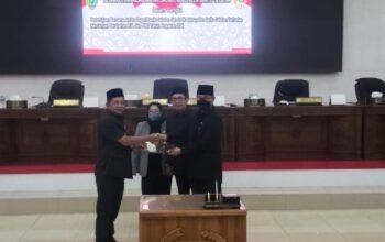 KUA-PPAS Perubahan 2026 Barsel Ditetapkan Rp1,188 Triliun, Anggaran Susut Rp200 Miliar KUA-PPAS Perubahan 2026 Barsel Ditetapkan Rp1,188 Triliun, Anggaran Susut Rp200 Miliar