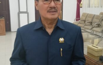 Farid Yusran Imbau Warga Gunakan Masker, Minta Pencairan BTT Karhutla Tak Dipersulit Farid Yusran Imbau Warga Gunakan Masker, Minta Pencairan BTT Karhutla Tak Dipersulit