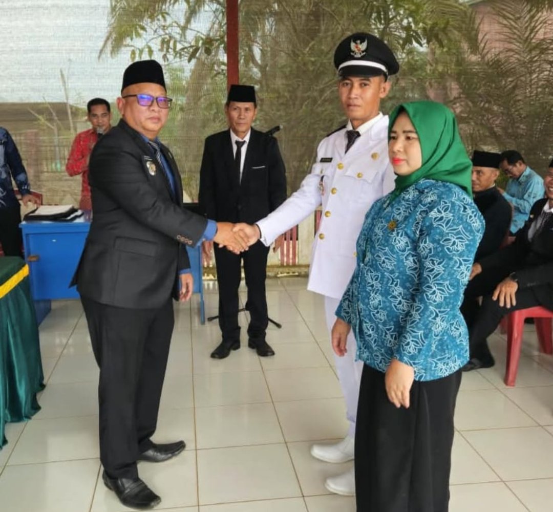Camat Mentaya Hulu Pesan Kades PAW Baampah Prioritaskan Warga dan Cegah Karhutla Screenshot 2026 09 25 17 50 38 56 6012fa4d4ddec268fc5c7112cbb265e7