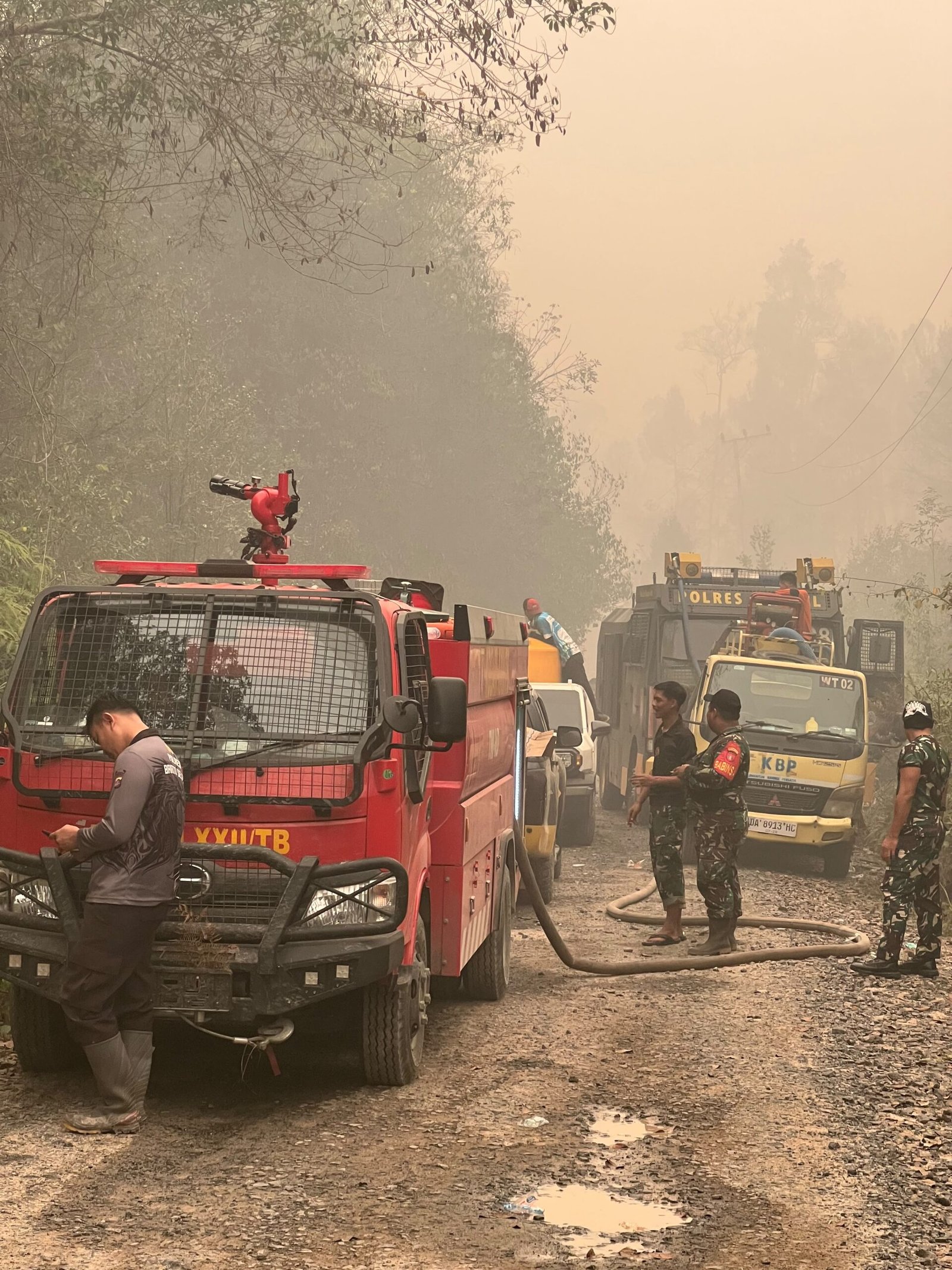 Kapolres Barsel Pimpin Pendinginan Lahan Gambut di Madara dan Kalahien, Cegah Karhutla Kembali Meluas IMG 20261010 WA0087 scaled