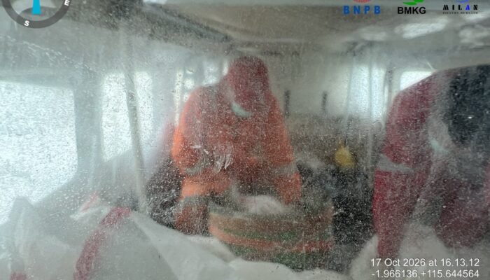 BMKG Gelar Operasi Modifikasi Cuaca di Kalteng, Gunakan Dry Ice dan NaCl Untuk Picu Hujan