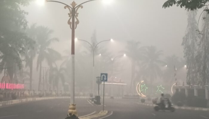 Kabut Asap Tebal, Dishub Barsel Imbau Pengendara Nyalakan Lampu Kendaraan