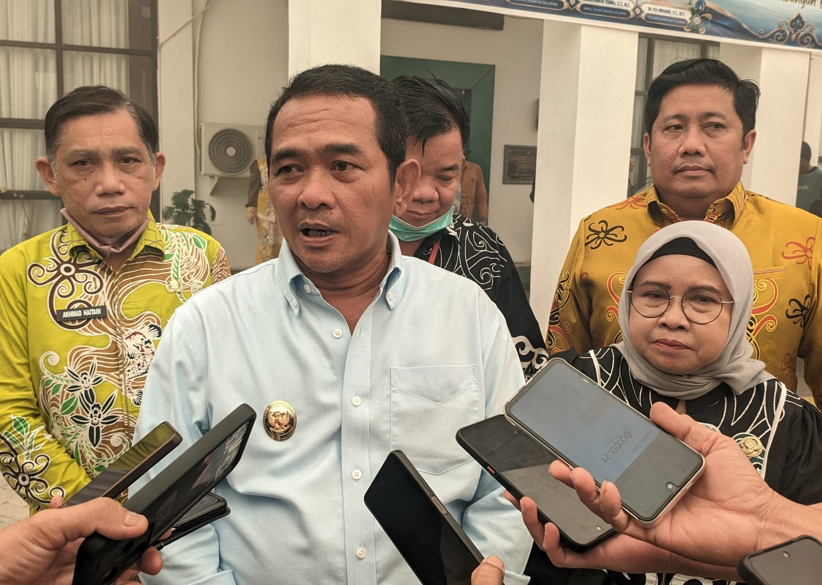Warga Serbu Gerakan Pangan Murah di Tengah Kabut Asap Buntok IMG 20261015 135620 scaled