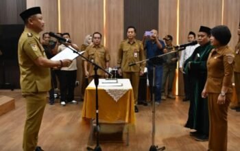 Resmi Dilantik, Ita Minarni Hadapi Tantangan Memperkuat Kinerja Pemkab Barsel Resmi Dilantik, Ita Minarni Hadapi Tantangan Memperkuat Kinerja Pemkab Barsel