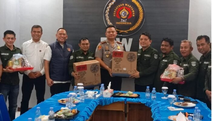 Kapolres Barsel Tegaskan Keterbukaan Informasi, Perkuat Sinergi dengan PWI